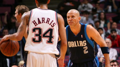 时光对决：回顾基德哈里斯经典一役，新老控卫传承点亮青春记忆