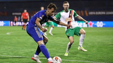 欧联杯赛场萨格勒布迪纳摩主场三比一逆转维也纳快速