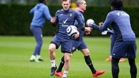 圣徒冲刺：南安普顿低调备战，盼借训练场汗水洗刷颓势