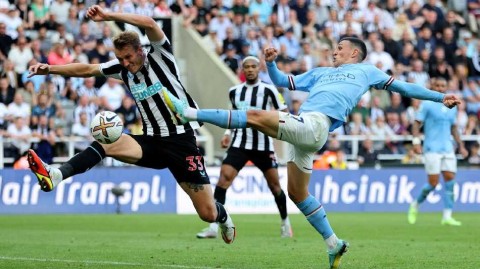 石油德比激情四溢 曼城连追两球客场战平纽卡斯尔