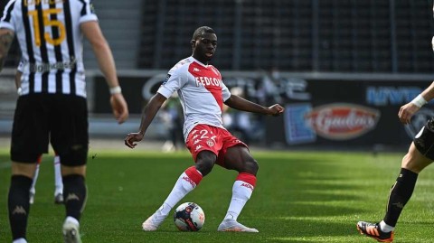 法甲焦点战：摩纳哥客场一球小胜昂热，本耶德尔替补建功定乾坤