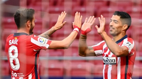 苏亚雷斯梦幻首秀！二射一传闪耀大都会，马竞6-1狂胜格拉纳达