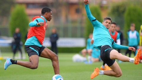 蓝黑军团秣马厉兵 决战意甲关键战役