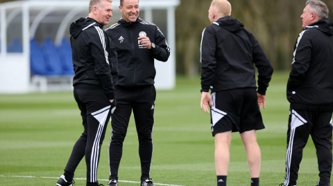 莱斯特城训练场风云：决战英超前的蓝色战歌