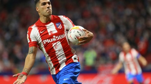 苏亚雷斯威武双响炮，马德里竞技绝地追平皇家社会