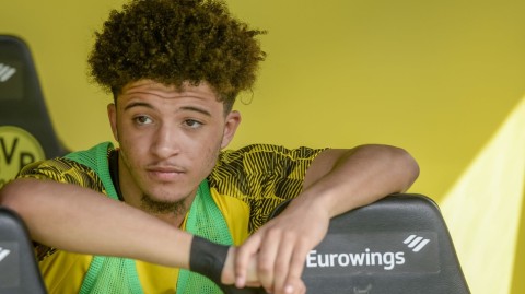 致敬传奇！桑乔荣膺贝克汉姆之后第一人，英超助攻传承再续华章