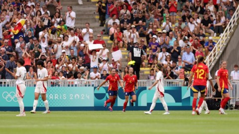 26年血债血偿！西班牙5-3摧毁法国奥运夺金，费尔明6场6球封神，32年王朝归来？