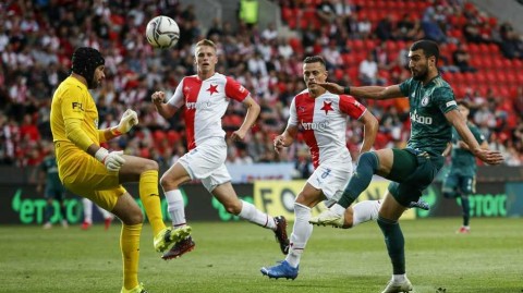 欧联杯附加赛首回合：布拉格斯拉维亚两度落后两度扳平，主场险平华沙莱吉亚