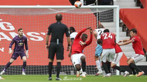 梦剧场风云再起：红魔铁锤各取所需，博格巴的手球与青木的救赎