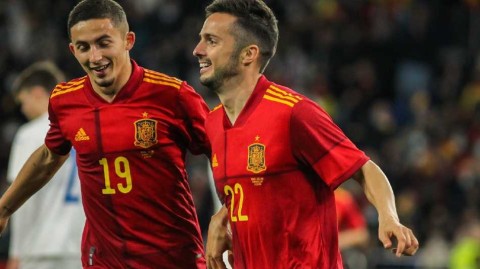 斗牛士军团友谊赛五球横扫冰岛新星老将同场闪耀