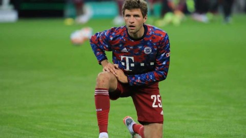 空间猎手，喂饼大师：穆勒领跑五大联赛助攻榜，他用传球书写胜利