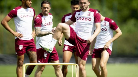 维拉战前最后集结英超收官战前的高强度训练