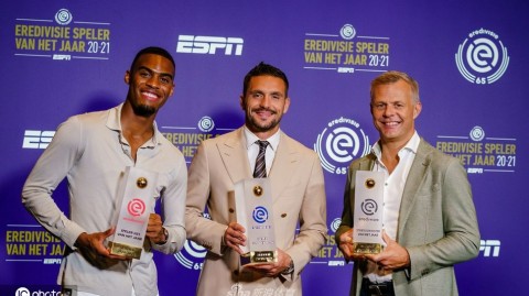 荣耀之夜闪耀阿姆斯特丹 回顾202021赛季荷甲颁奖盛典