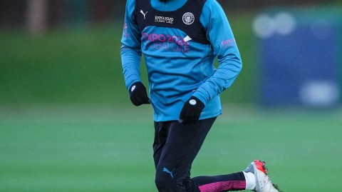 绿茵场上的笑容 蓝月军团备战足总杯的快乐瞬间