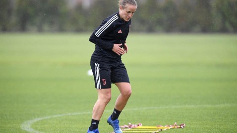 绿茵重启，玫瑰待放：尤文图斯女足疫情下的复训纪实