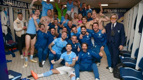 罗马城德比硝烟再起 蓝鹰翱翔绝杀红狼