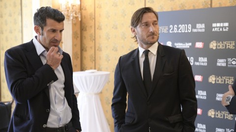 罗马城传奇再聚首，托蒂与菲戈相约六月六人制足球对决