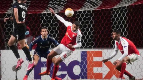 布拉加雨夜奏凯，奥尔塔引领球队完胜卢甘斯克索尔亚