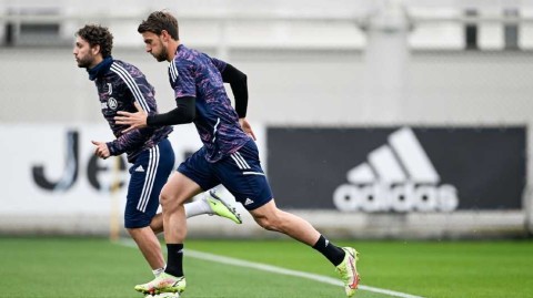 斑马军团全力备战欧联杯关键战役