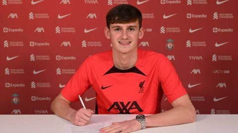 利物浦青训的坚守与远行：泰勒·莫顿的红军篇章