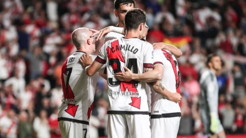 西甲战火闪耀巴列卡斯 巴列卡诺力克巴拉多利德