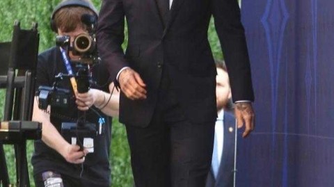 大卫·贝克汉姆优雅亮相洛杉矶银河雕像揭幕盛典