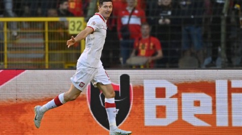 莱万多夫斯基国家队射手榜上独居第五荣耀时刻全记录