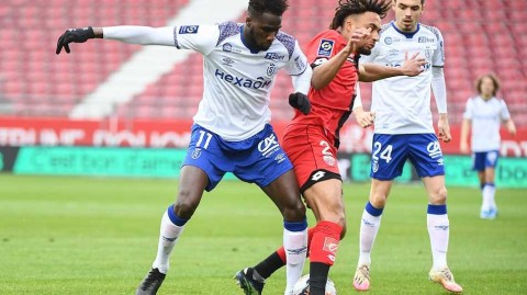 法甲焦点战：第戎主场饮恨，兰斯客场奏凯