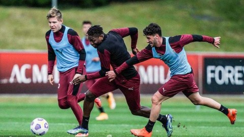 米兰内洛春意盎然 红黑军团潜心备战第31轮联赛