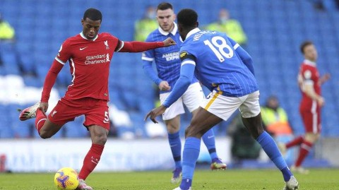 海鸥军团主场阻击红军，补时点球绝平，利物浦客平布莱顿