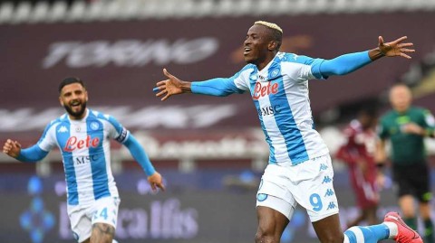 意甲争四关键战：那不勒斯客场两球力克都灵，积分狂飙突进