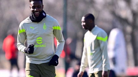 红黑军团蓄势待发 圣西罗静候欧冠烽烟