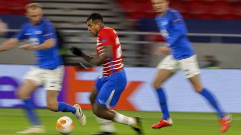 布达佩斯寒夜中的晋级之歌：格拉纳达虽败犹荣，首度欧战之旅挺进八强