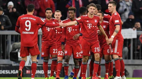 安联球场的温情与狂飙：拜仁慕尼黑新年大胜斯图加特背后的里程碑