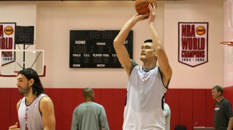 姚明退役生活首度揭秘，火箭众将今何在引追忆