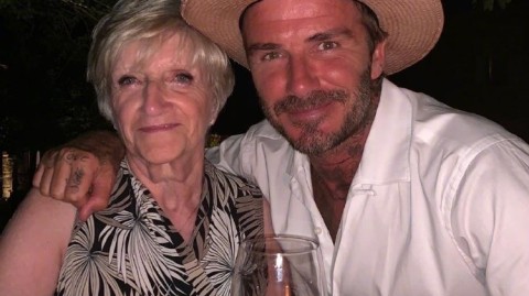 致敬母爱无疆：贝克汉姆深情告白生命中伟大的母亲