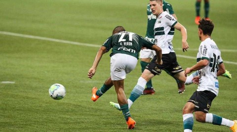 巴甲爆冷门：帕尔梅拉斯主场1比3不敌科里蒂巴