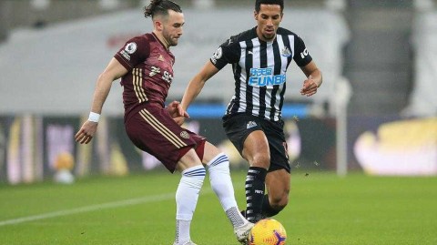 喜鹊主场折翼，白玫瑰客场绽放：利兹联二比一力克纽卡斯尔联