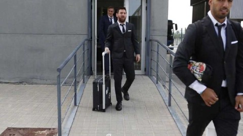 王者归来：梅西欧冠赛场复出，巴萨客场挑战“魔鬼主场”