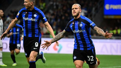 意大利杯巅峰对决：蓝黑军团力克斑马军团挺进决赛