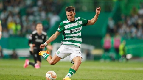 绿茵新盾乌加特加盟巴黎圣日耳曼的璀璨时刻