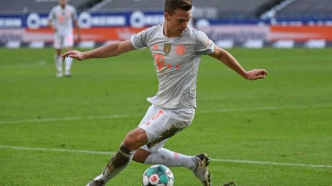 基米希确诊新冠，拜仁核心的隔离生活与那些被定格的绿茵瞬间