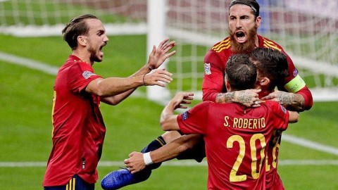 塞维利亚之夜，斗牛士军团的血色狂舞