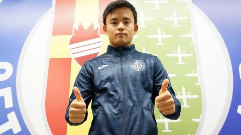 巴萨皇马青储聚首赫塔费 久保建英与阿莱尼亚携手亮相