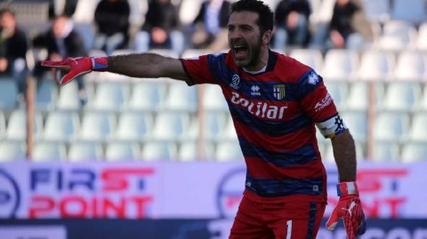 永恒门神续写传奇：布冯与帕尔马的岁月之约