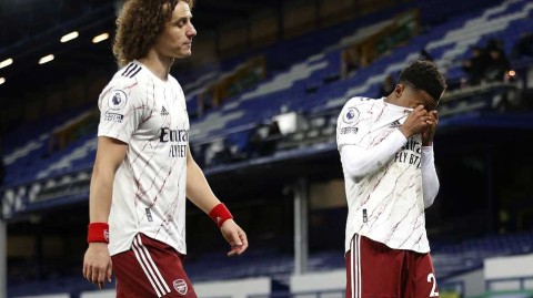 深陷泥潭的枪手：古迪逊公园寒夜，一场写满失意的败局