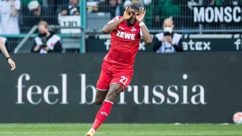 大黄蜂新翼展翅 前中超锋霸莫德斯特情定威斯特法伦