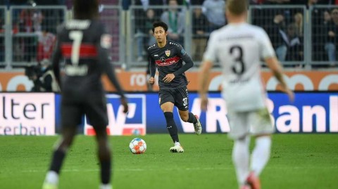 奥格斯堡主场四球逆转斯图加特 终取赛季第二胜