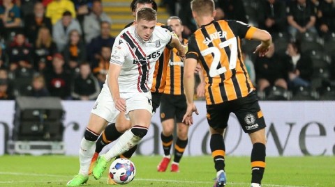 英冠赛场老虎城主场惨败陶工三球完胜记