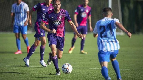 夏日热身与老友重逢 马拉加与巴拉多利德上演进球大战